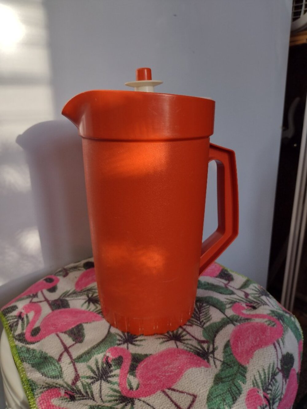 Vintage Tupperware 800 Harvest Orange 2-Quart Pitcher With Push Button Lid